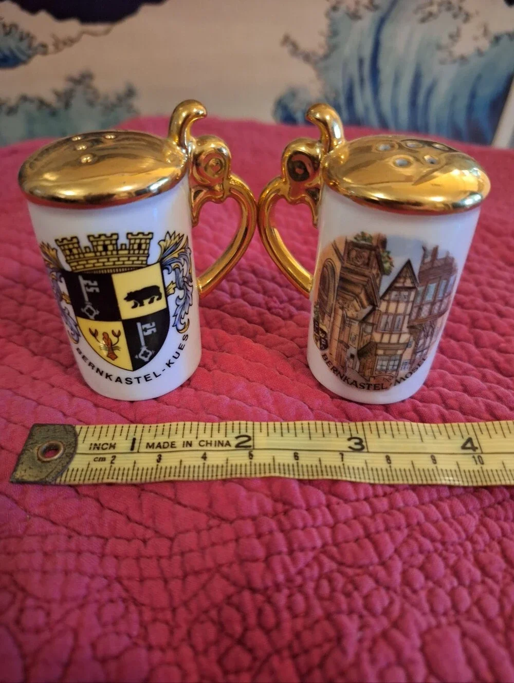 Source Unknown White Porcelain Mini Shaker Set with Gold Trim